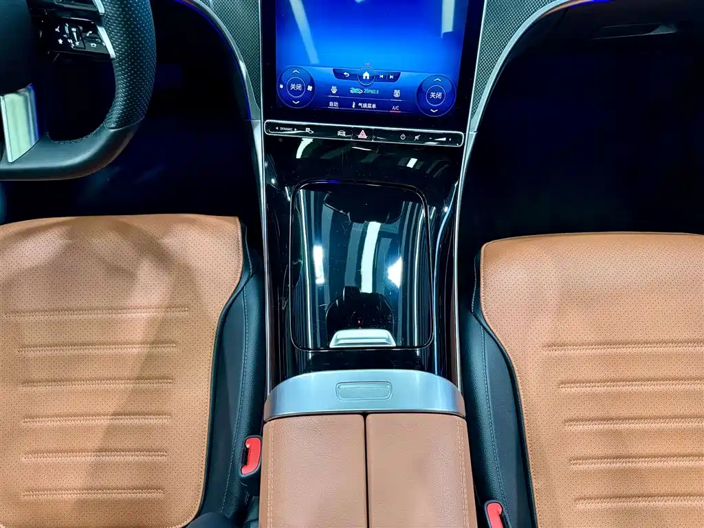Mercedes-Benz C-Class 2022 C 200 L Sport Version фото 30