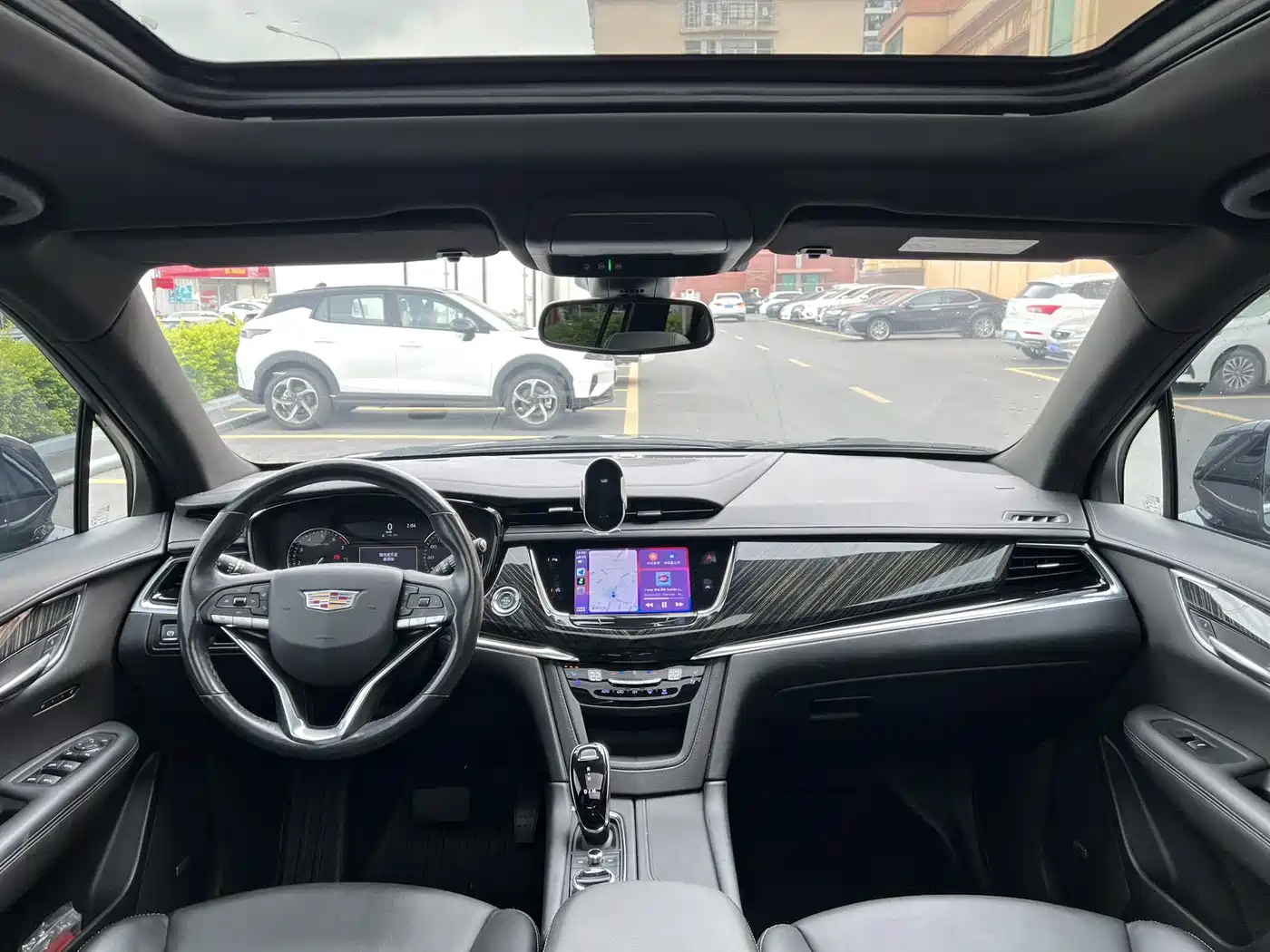 Cadillac XT6 2021 2.0T 6-seater 4WD Luxury фото 5