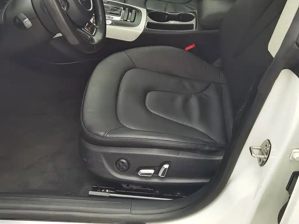 Фото 20 - Audi A5 (Import)