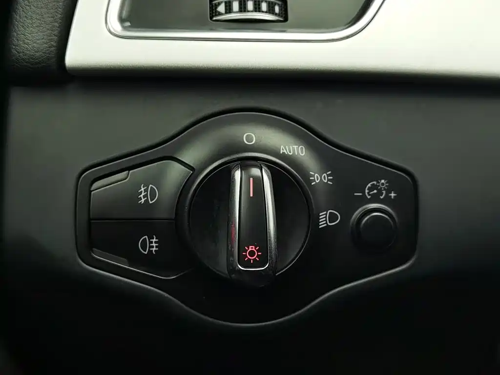 Фото 21 - Audi A5 (Import)