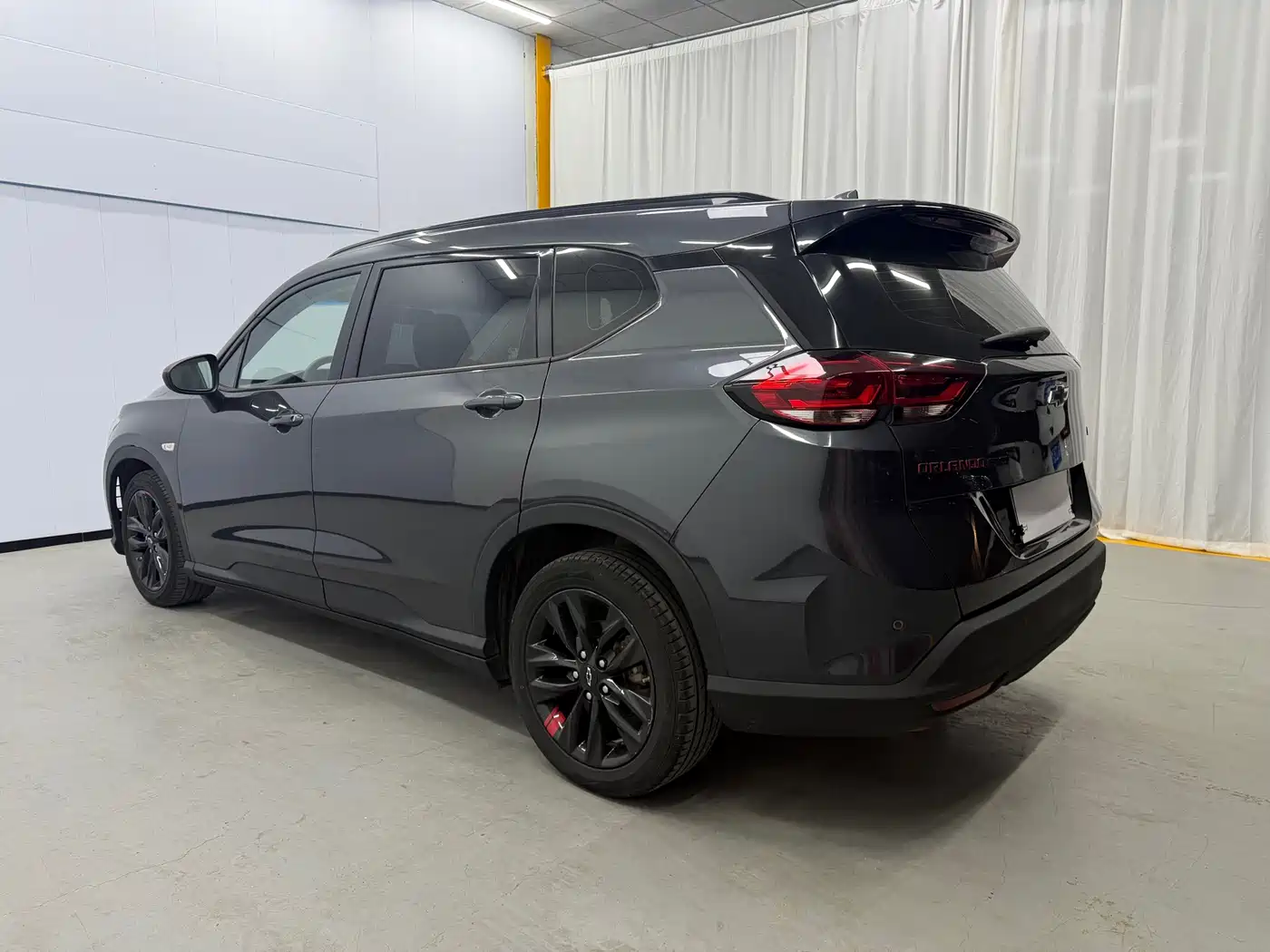 Chevrolet Volando 2023 2020 Mild Hybrid Redline 530T Automatic Premium Edition (5+2 seater)