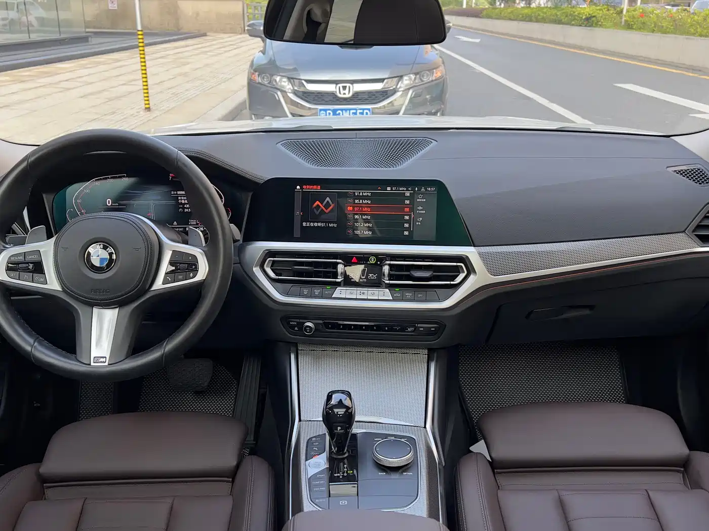 BMW 3 Series 2021 Second Facelift 325Li M Sport Night Package фото 3