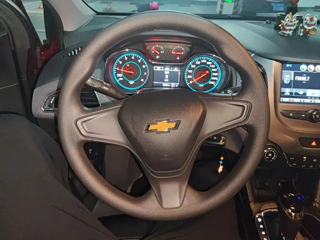 Chevrolet Cruze 2018 2018 320 Automatic Pioneer Sunroof Edition