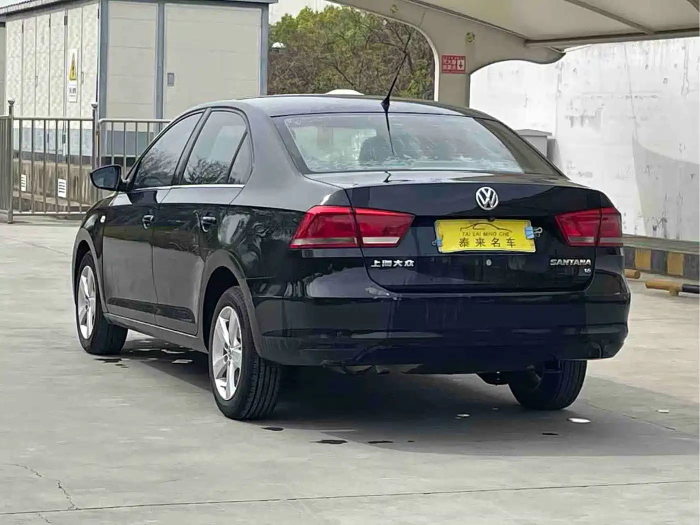 Volkswagen Santana 2013 1.6L Manual Comfort Edition фото 7