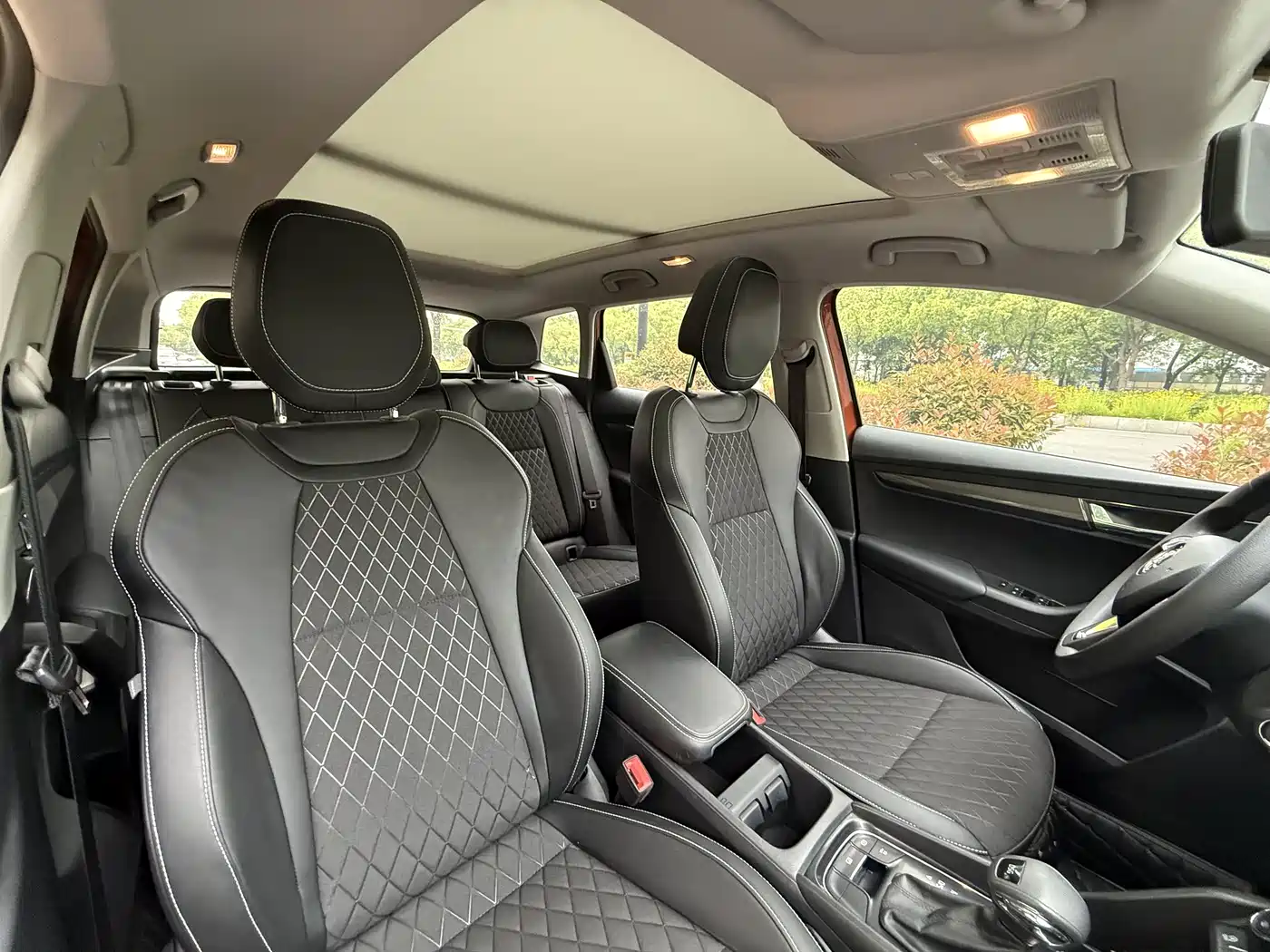 Škoda Karoq 2021 TSI280 Luxury Edition фото 18