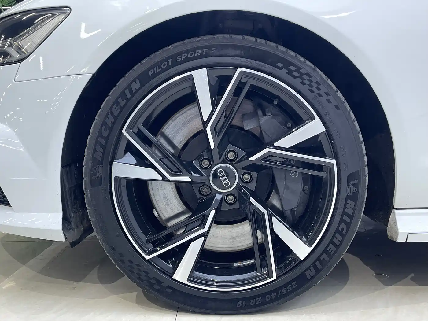 Audi S6 2016 S6 4.0TFSI фото 15