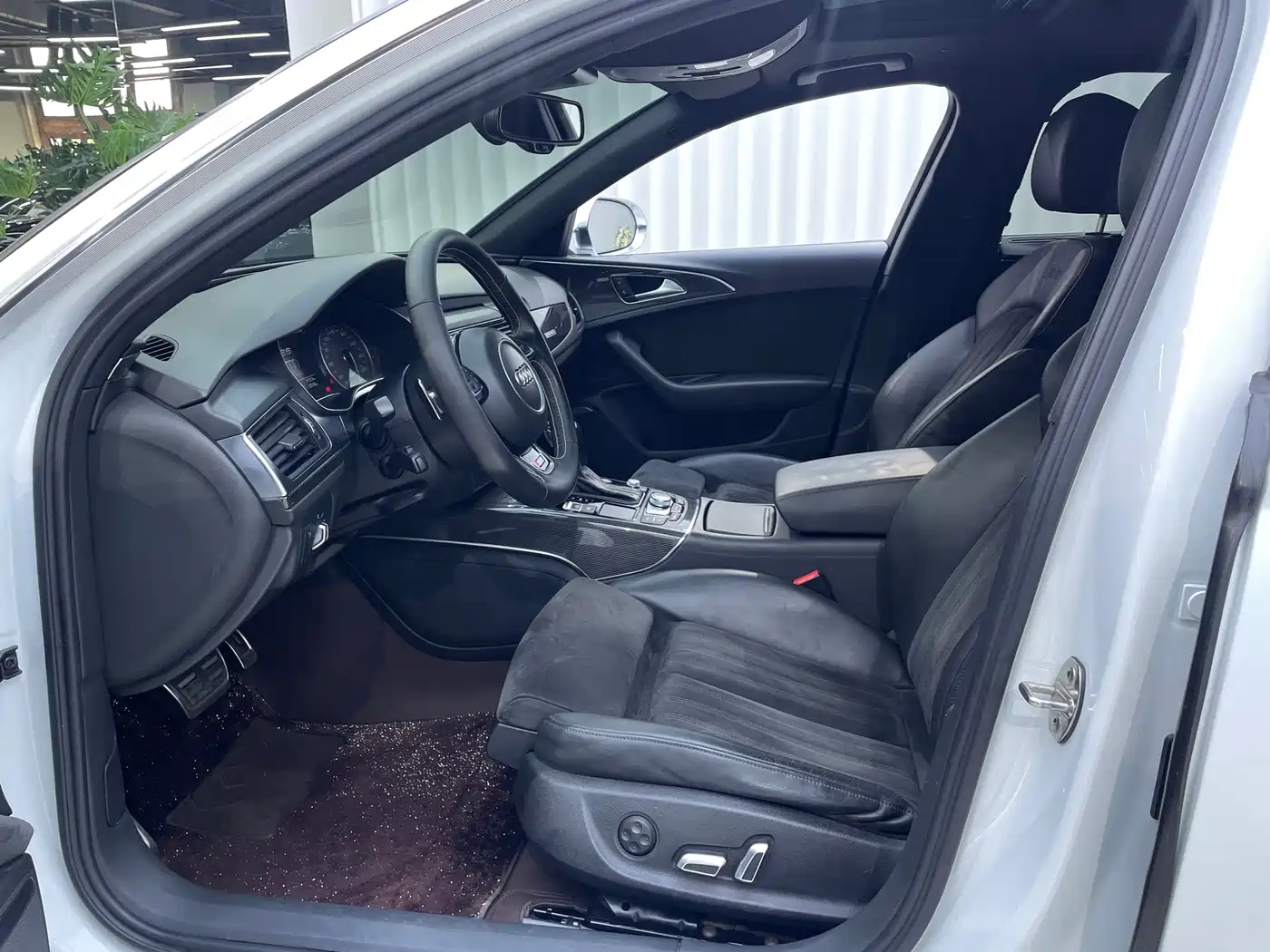 Audi S6 2016 S6 4.0TFSI фото 6