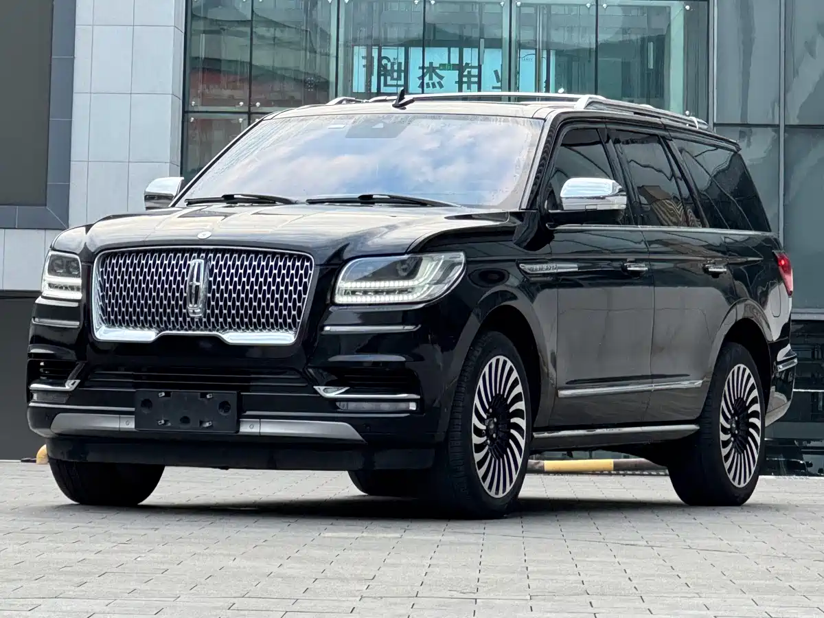 Lincoln Navigator 2019 — пригон из Китая