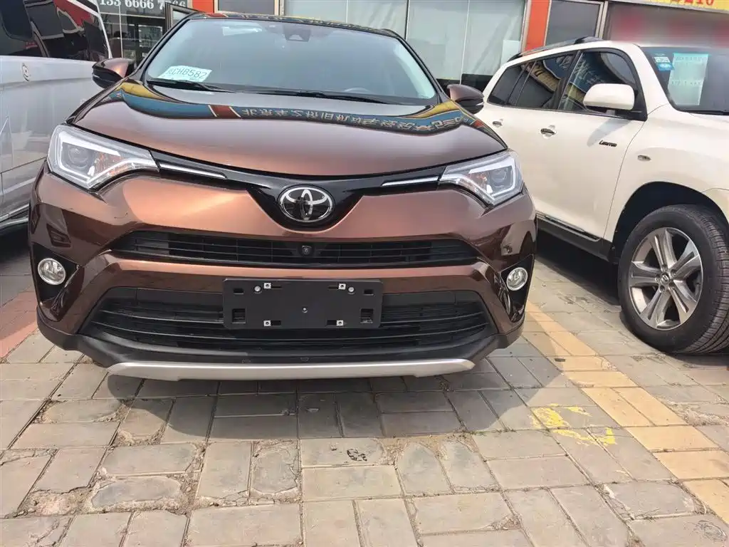 Toyota RAV4 Rongfang 2018 2.5L Automatic 4WD Elite i Edition фото 10