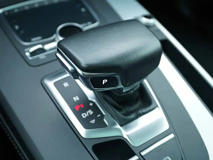 Audi Q5L 2018 40 TFSI Prestige Fashion (China V) фото 9