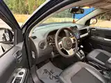 Photo 9 - Jeep Compass (Import)