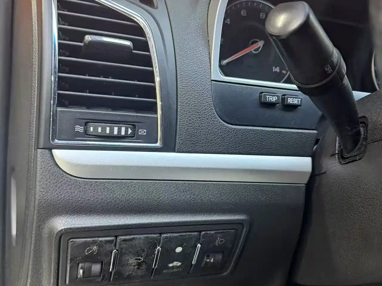 GEELY AUTOMOBILE EMGRAND NEW ENERGY