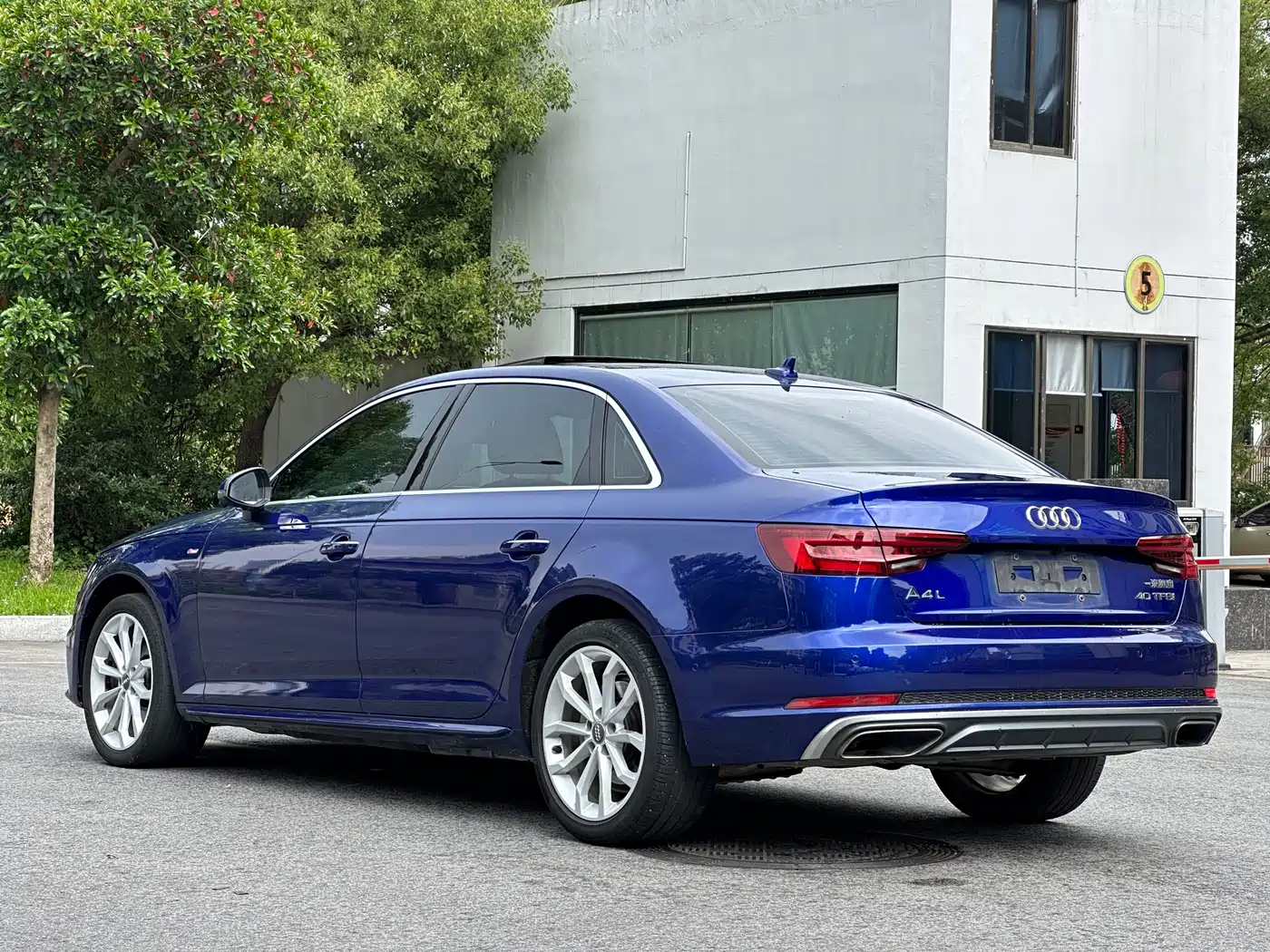 Audi A4L 2019 40 TFSI Fashion (China V) фото 4