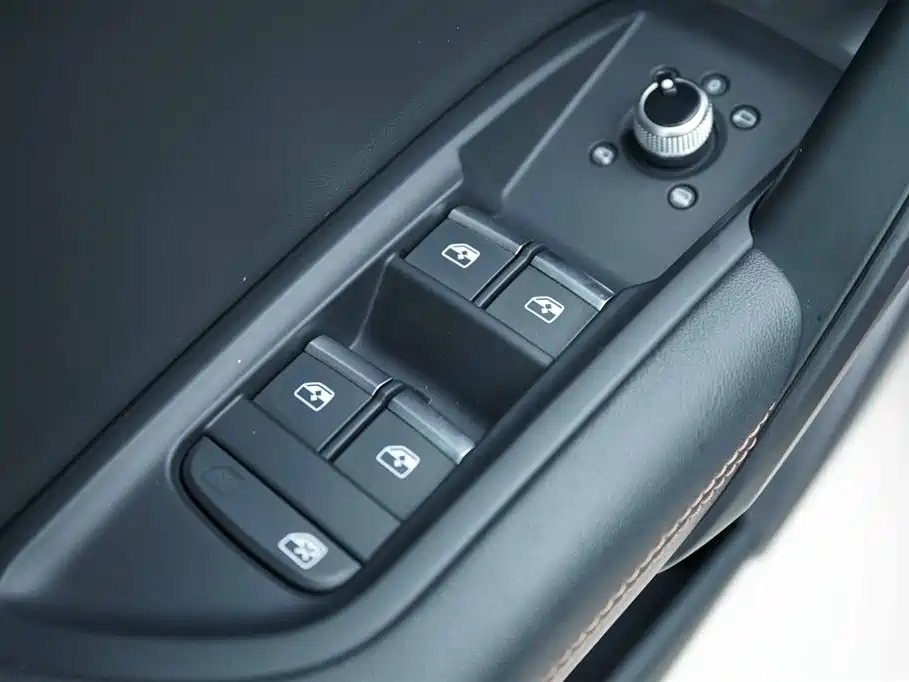 Audi Q5L 2018 40 TFSI Prestige Fashion (China V) фото 11