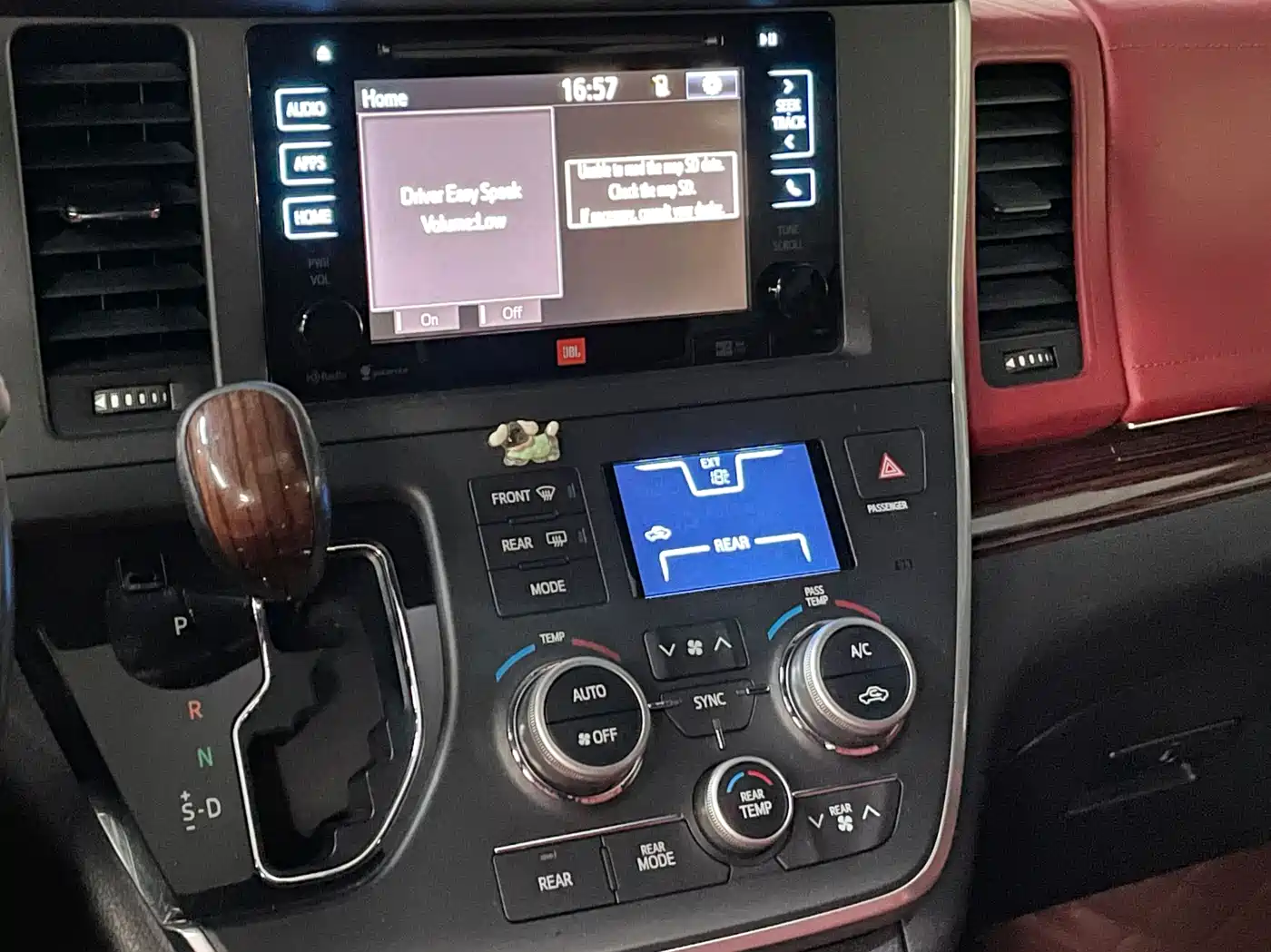 Toyota Sienna 2015 3.5L 4WD L фото 20