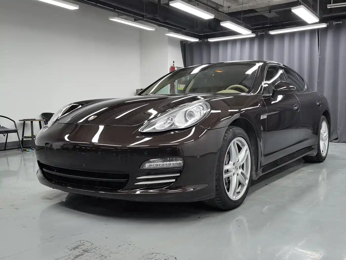 Porsche Panamera 2013 Panamera 4 Platinum Edition 3.6L