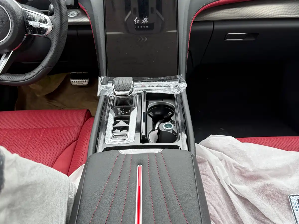 Hongqi H6 2025 Model 2.0T Beauty Edition фото 13