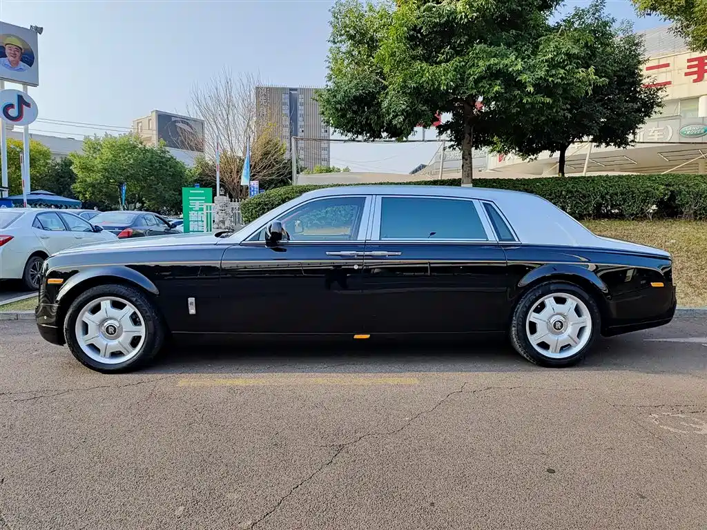 Rolls-Royce Phantom 2014 2013 6.7L Extended Wheelbase (EWB)