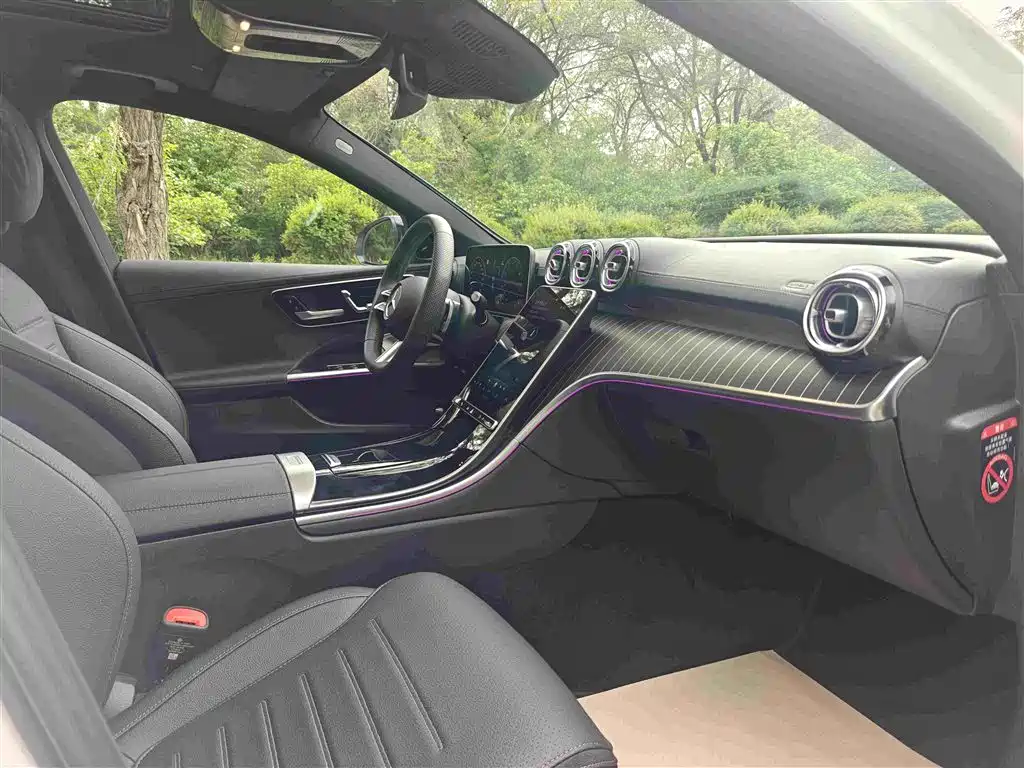 Mercedes-Benz C-Class 2025 Facelift C 260 L Night Sport Edition фото 13