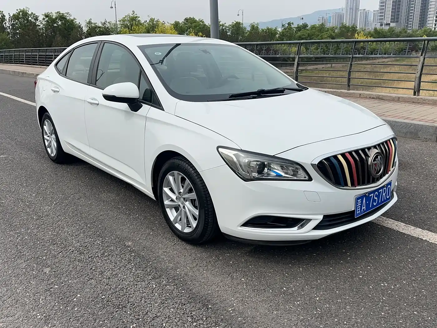 Buick Verano 2017 Sedan 15S Manual Progressive фото 5
