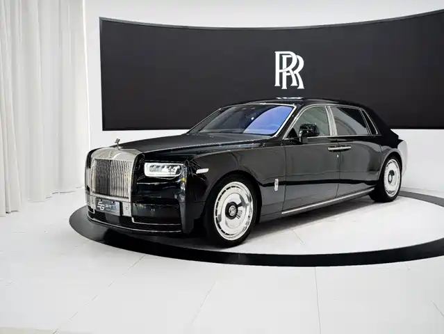 Rolls-Royce Phantom 2018 6.7T Long Wheelbase Version