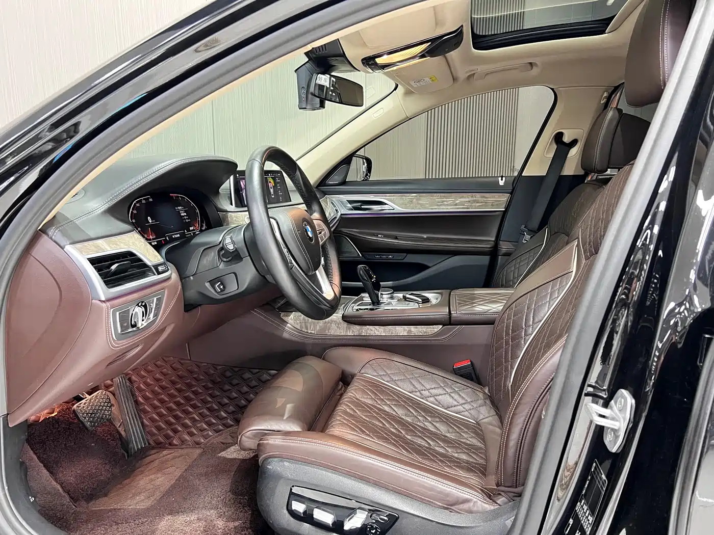 BMW 7 Series 2019 Facelift 740Li Leading Luxury Package фото 7
