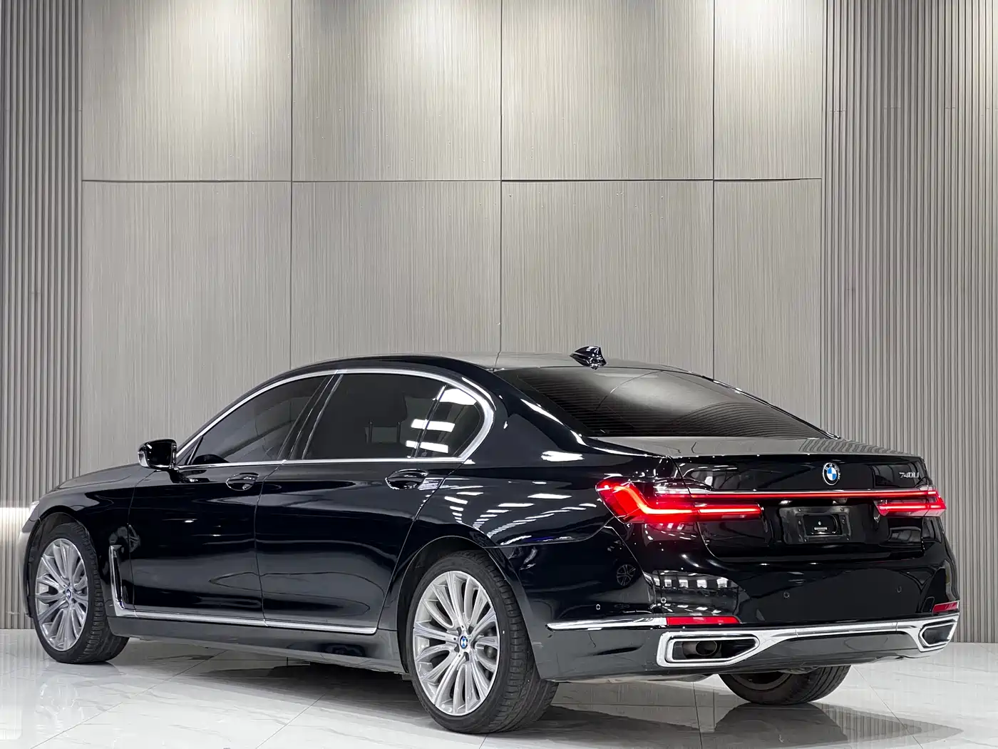 BMW 7 Series 2019 Facelift 740Li Leading Luxury Package фото 6