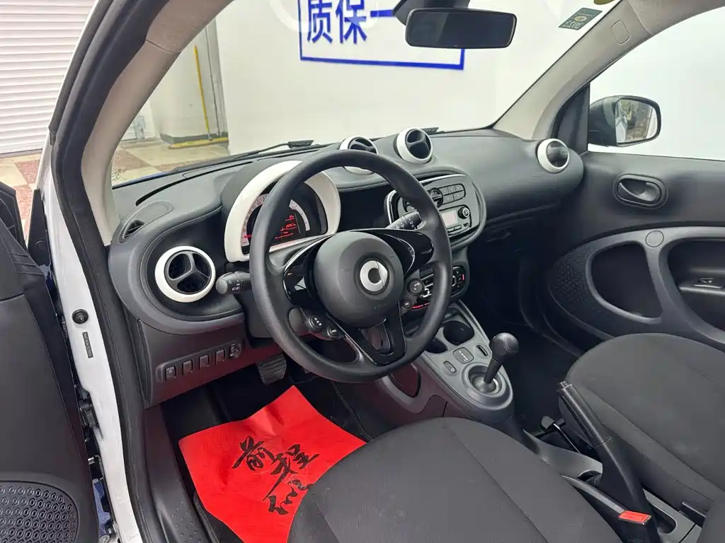 smart fortwo 2018 2018 1.0L 52kW Hardtop Agile Edition China V