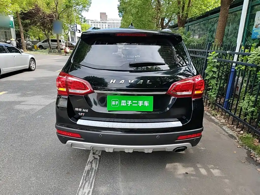 Photo 6 - Haval H6