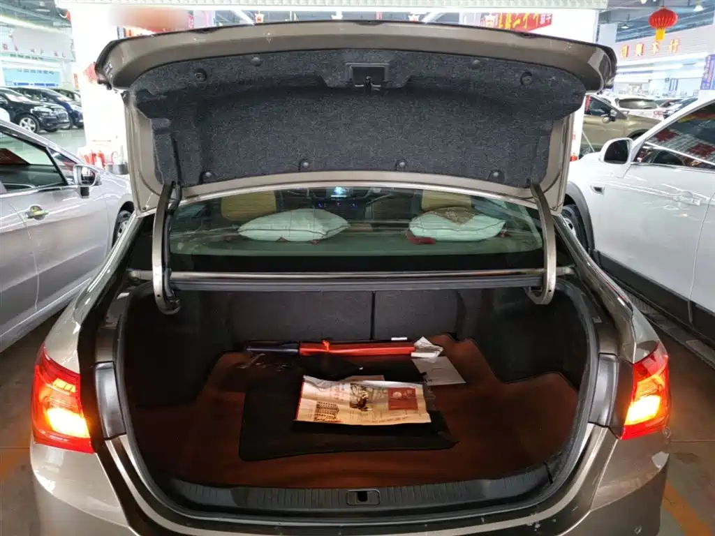 Buick Excelle 2016 15N Automatic Elite фото 19