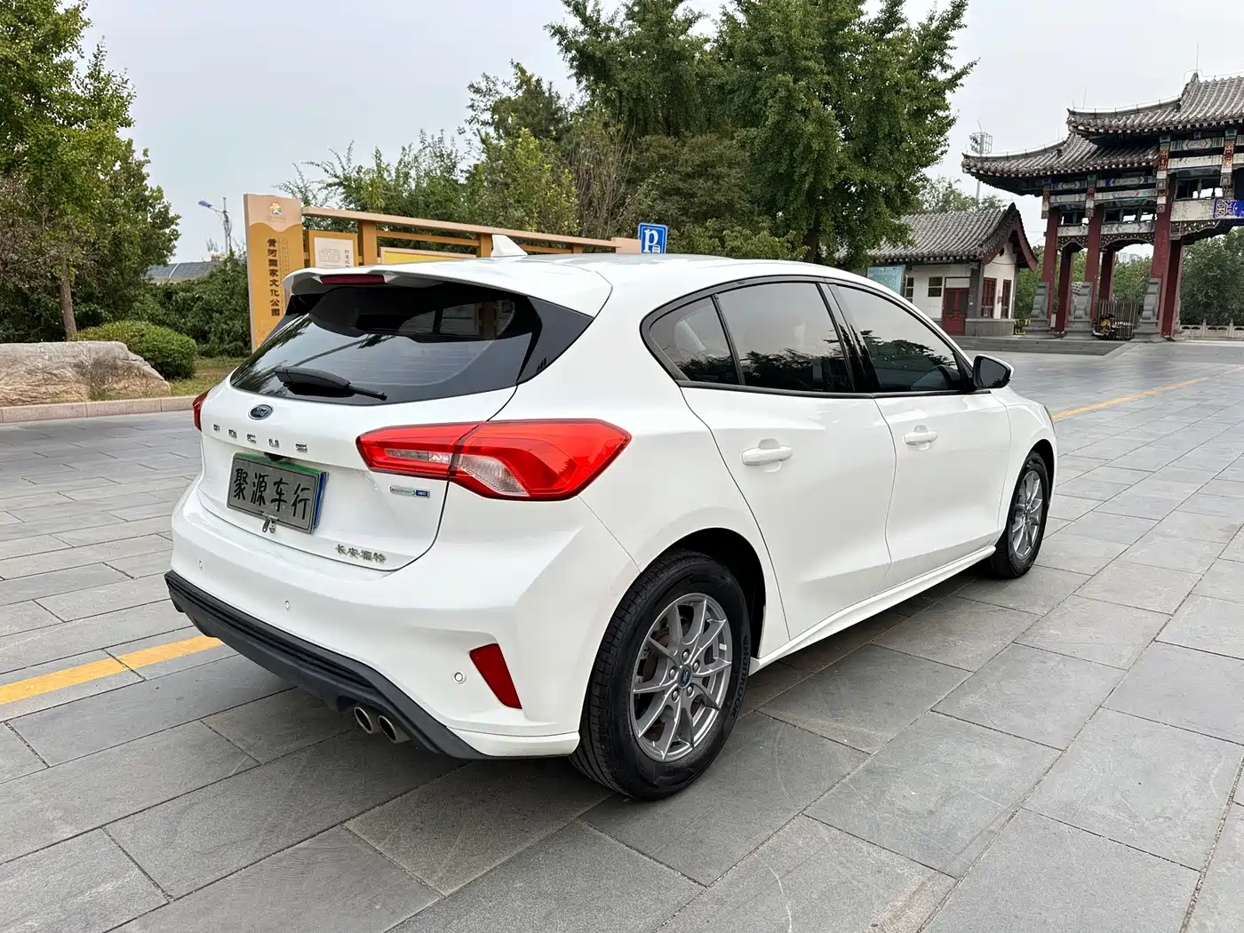 Ford Focus 2020 2020 Hatchback EcoBoost 180 Auto Trend Edition