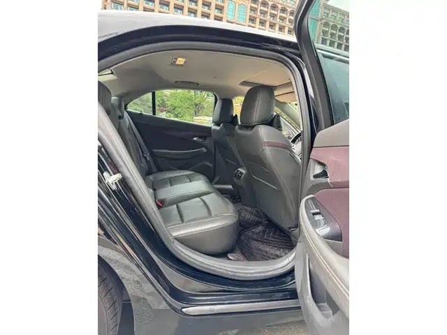Chevrolet Malibu 2018 530T Automatic Luxury Edition — фото 5