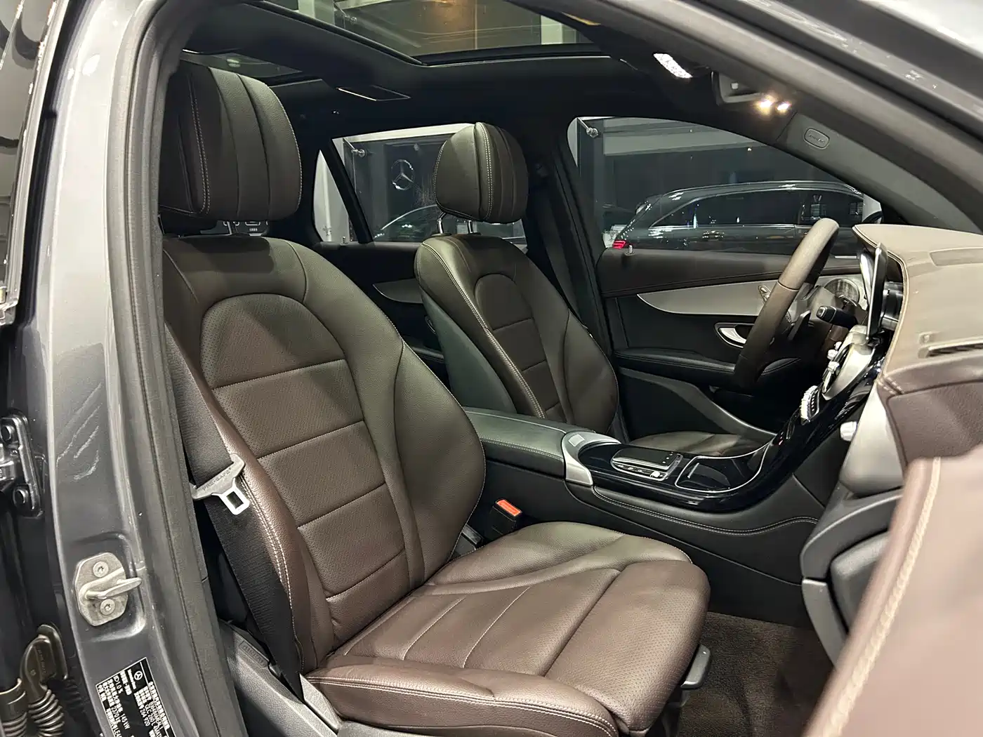 Mercedes-Benz GLC 2021 GLC 260 L 4MATIC Sporty фото 14