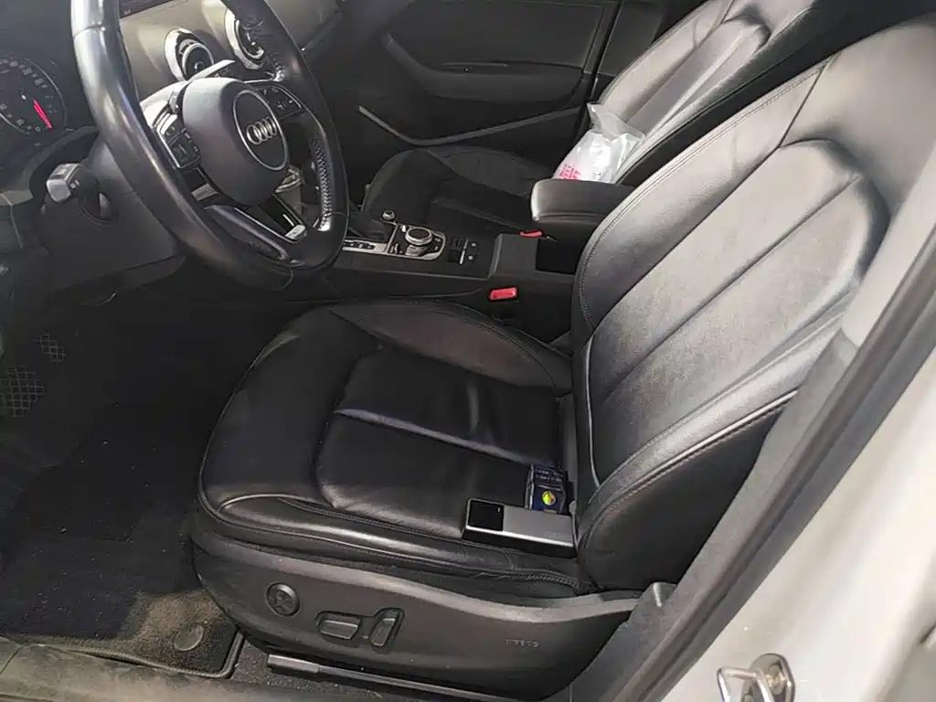 Фото 15 - Audi A3
