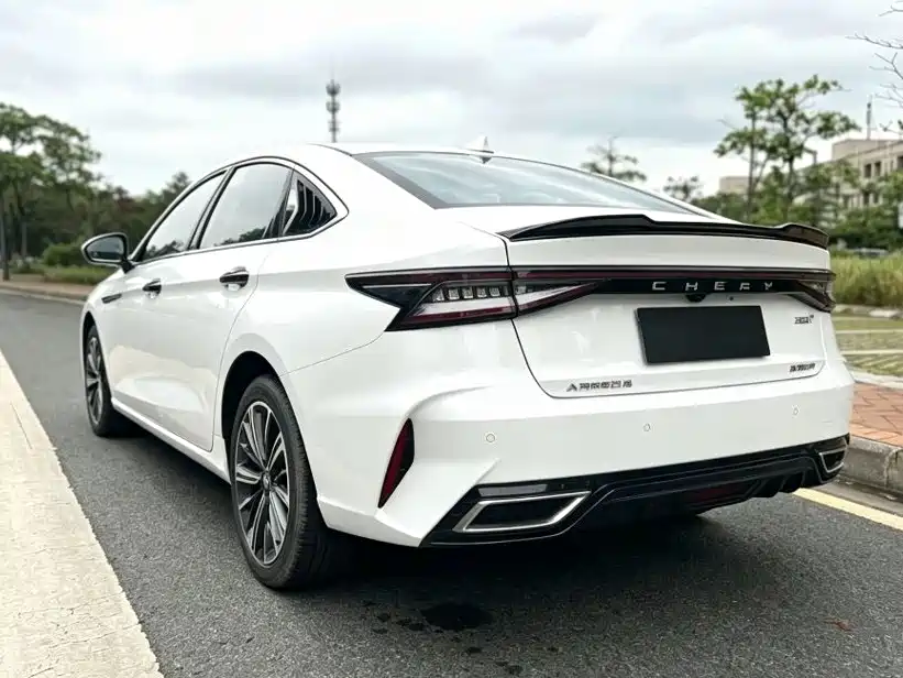 Фото 8 - Chery Arrizo 8