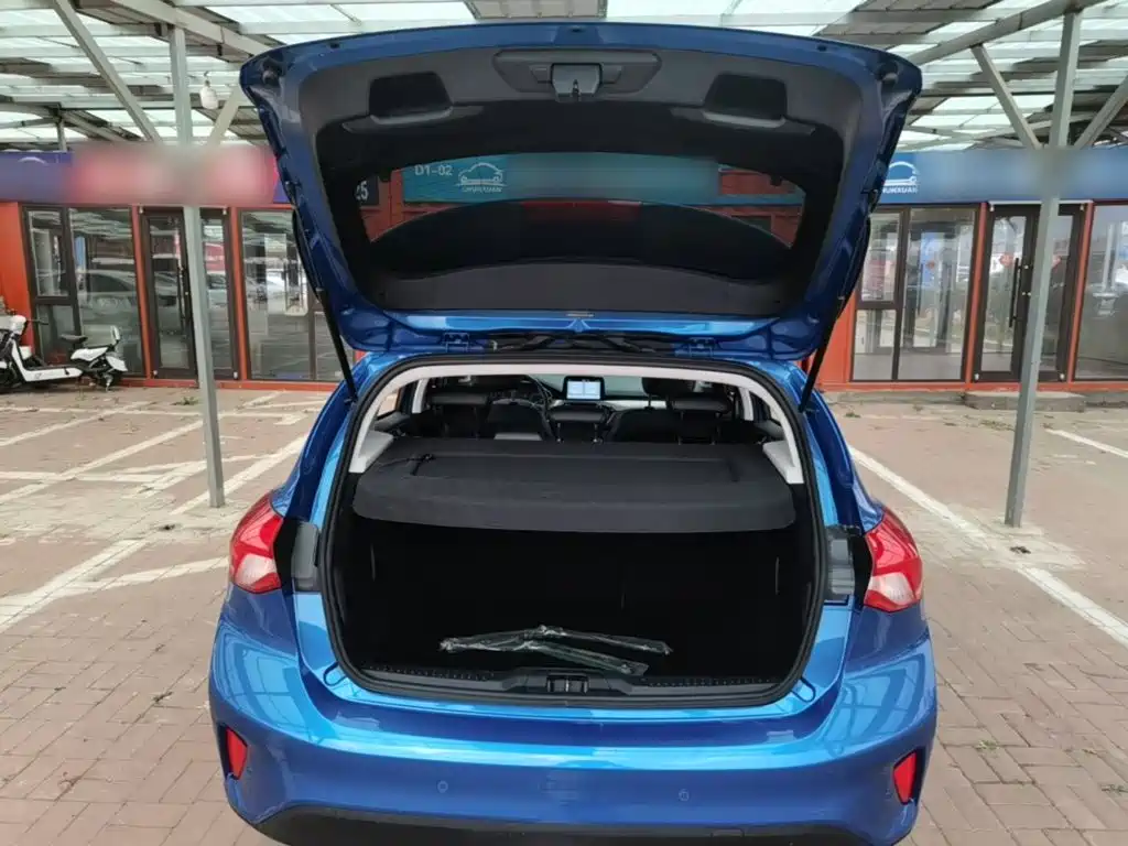 Photo 19 - Ford Focus