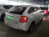 صورة 7 - Škoda Skoda Rapid Spaceback
