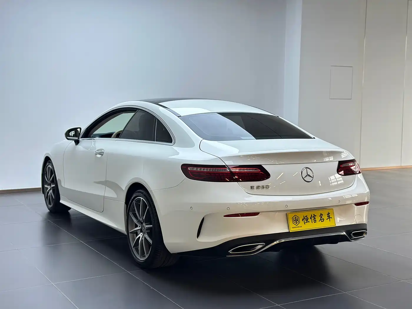 Mercedes-Benz E-Class (Import) 2023 E 260 Coupe фото 5