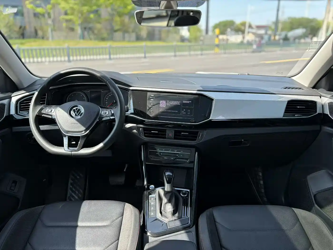 Volkswagen Tayron 2021 330TSI 2WD Luxury Smart Connect Plus фото 6