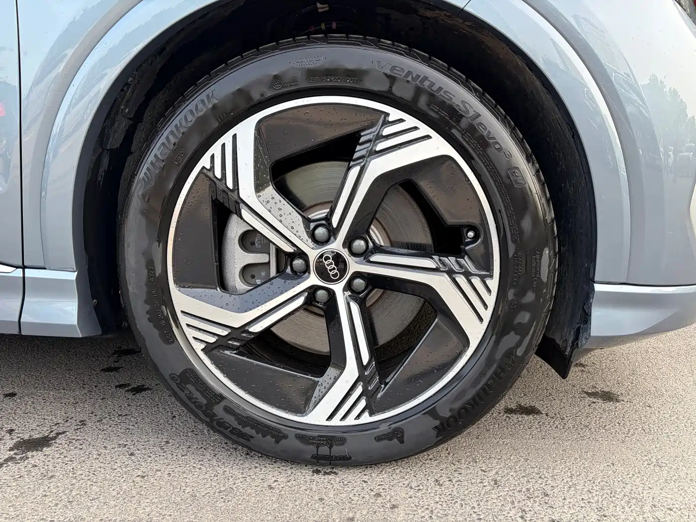 Audi Q4 e-tron 2024 40 e-tron Creation Edition фото 14