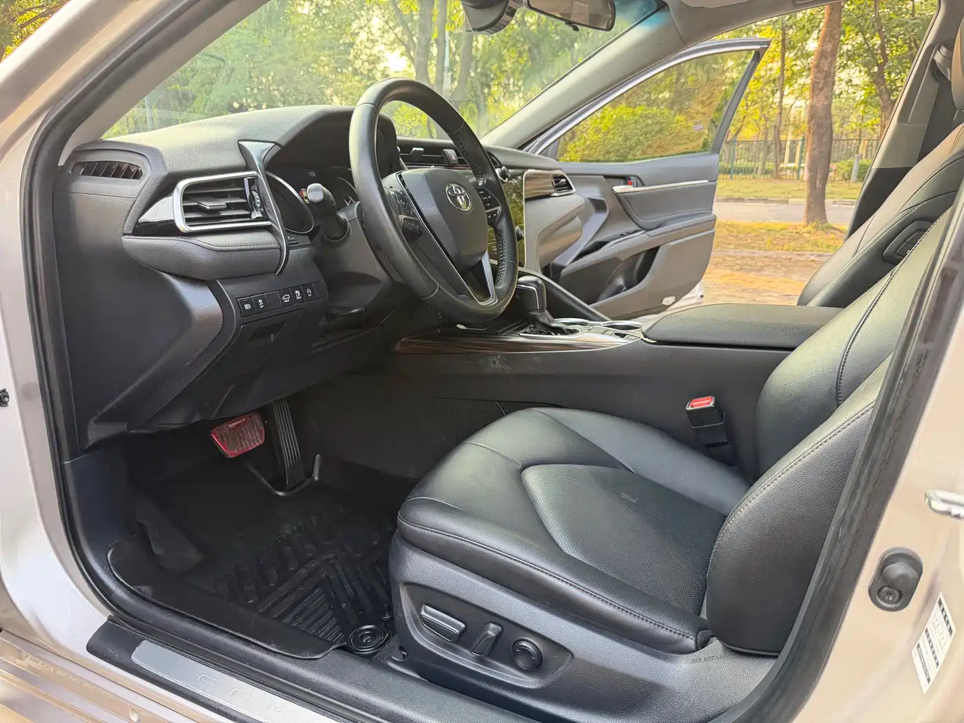 Toyota Camry 2019 2.0G Luxury (China V) фото 7