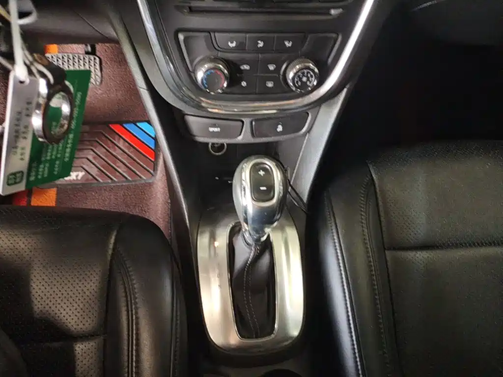 Фото 14 - Buick Encore