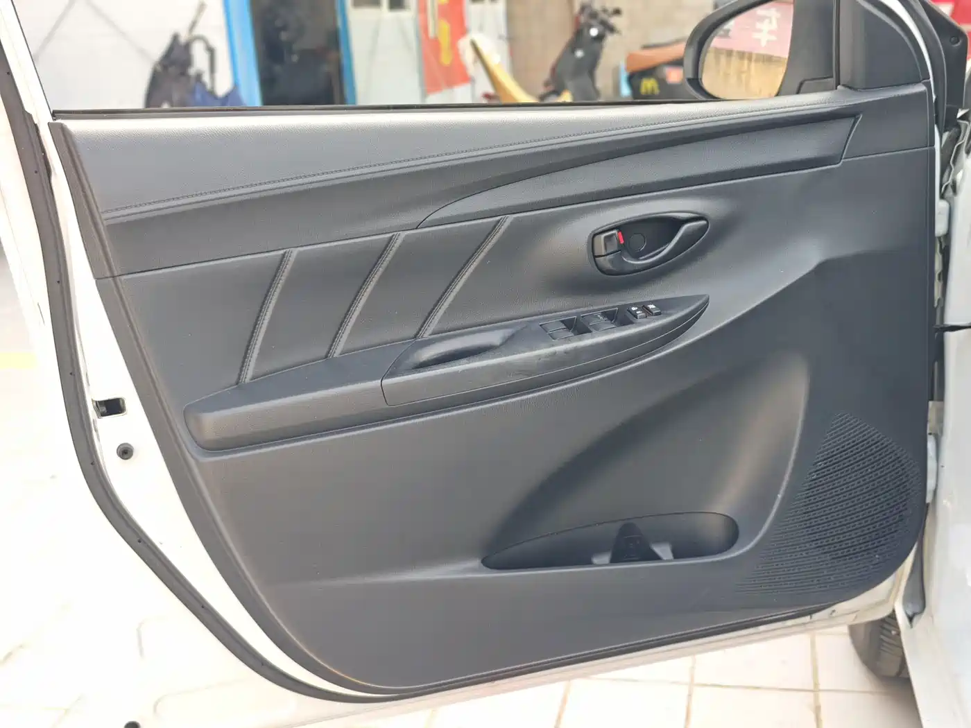 Toyota YARiS L Zhi Xiang 2017 2017 1.5E Manual Charming Edition