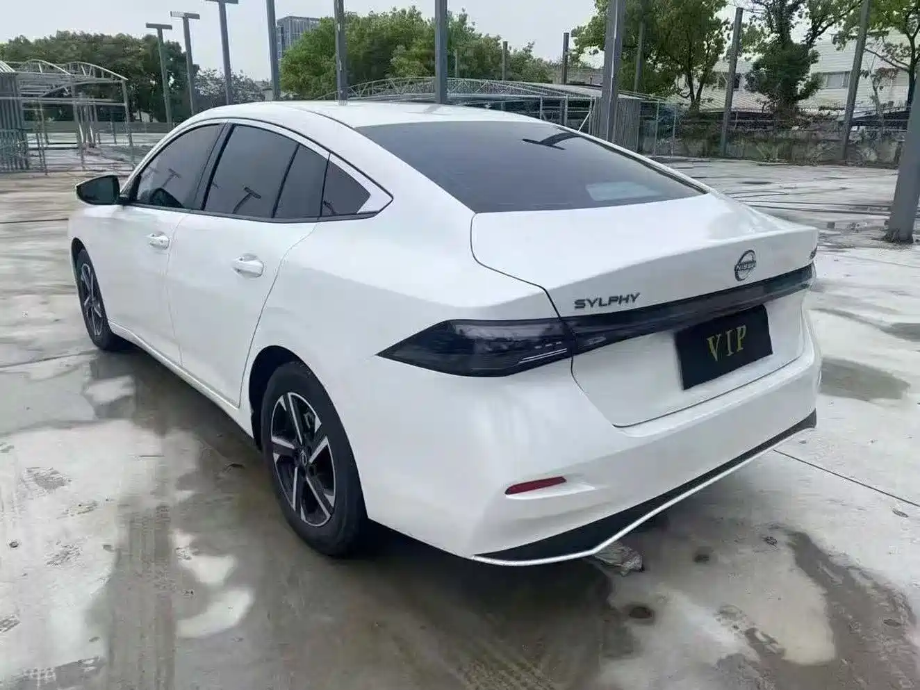 Nissan Sylphy 2026 2026 1.6L CVT Luxury Tech Edition
