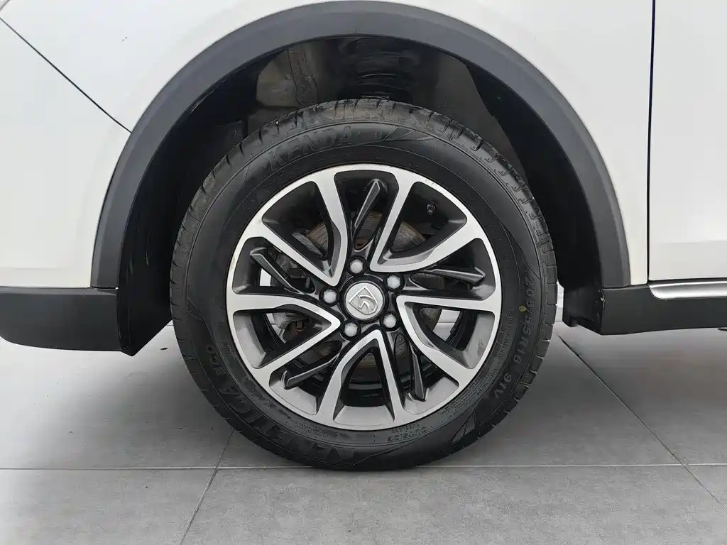 Baojun 730 2021 2021 1.5L Manual Fashion 7-Seater