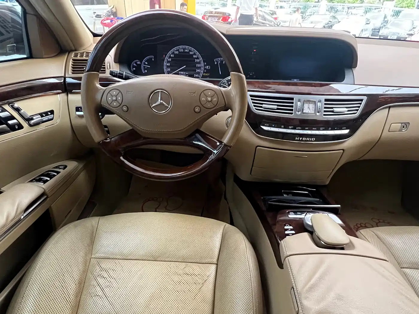 Mercedes-Benz S-Class 2010 Model S 400 L HYBRID фото 31