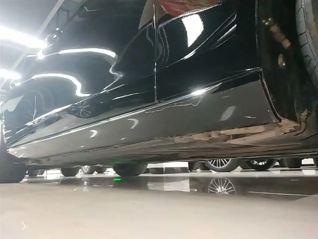 Mercedes-Benz E-Class New Energy 2022 Facelift E 350 e L Plug-in Hybrid Sedan фото 21