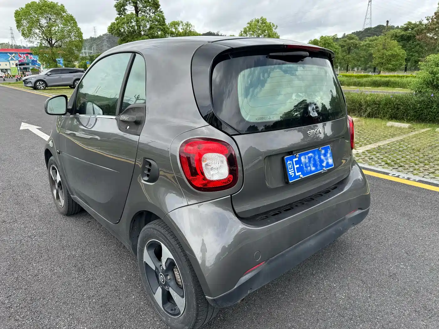 smart fortwo 2018 2018 1.0L 52kW Hardtop Passion Edition China V