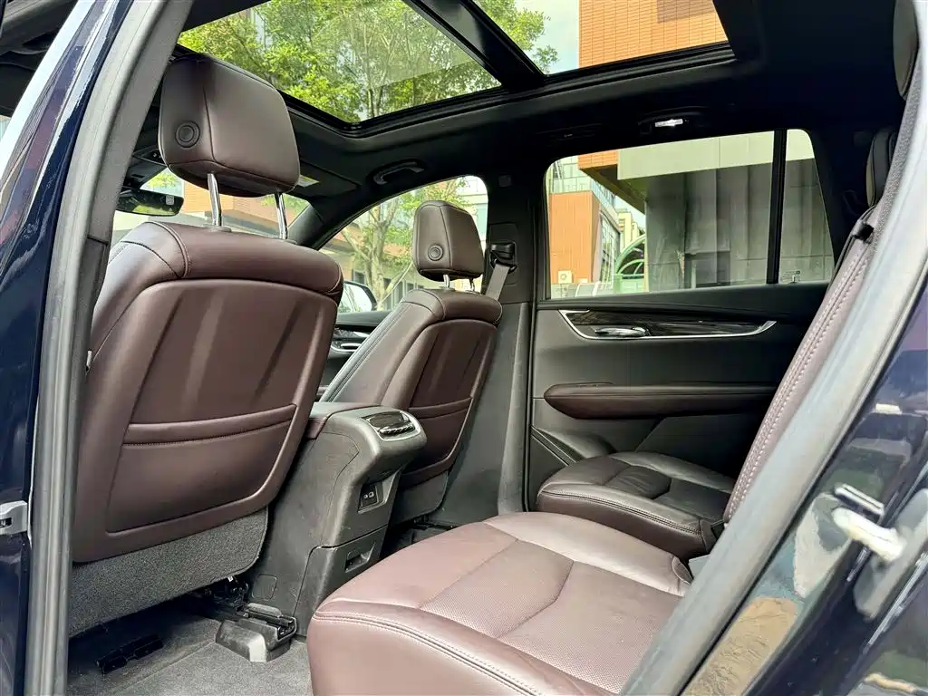 Cadillac XT6 2020 2020 28T 6-Seater Luxury Model
