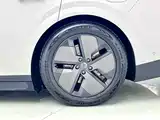 Фото 6 - Li Auto i6